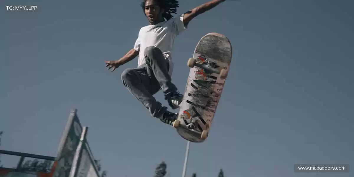 🏆冠军同款，周边好物助你闪耀赛场！